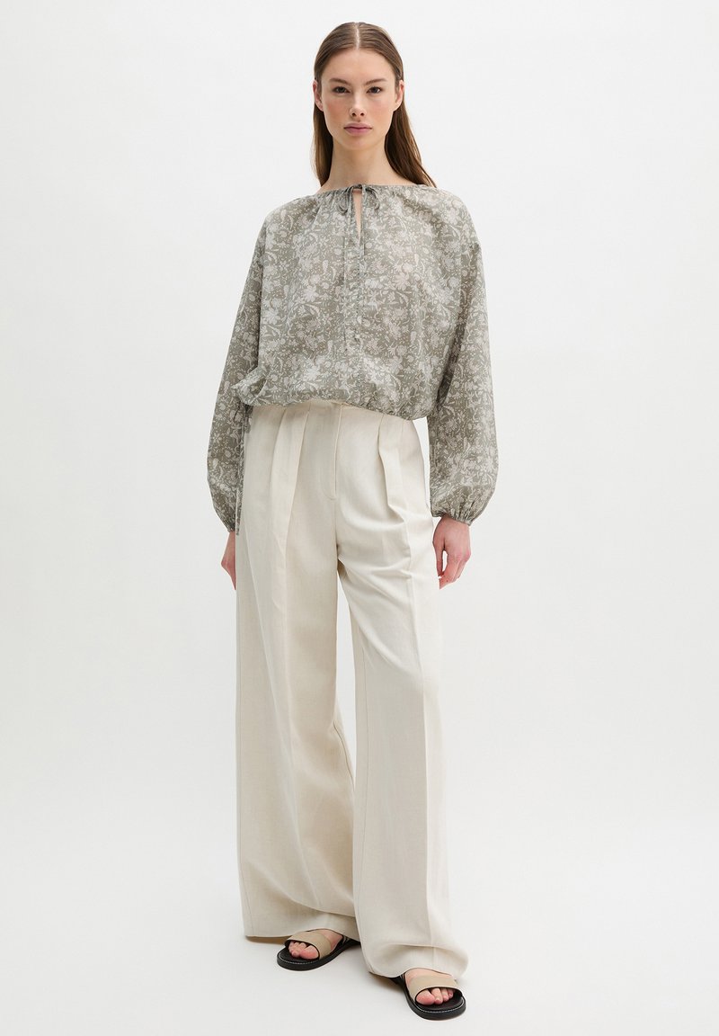 Blusa