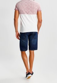 Pier One Triko s potiskem - red