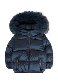 Giacca invernale imbottita blu navy con cappuccio bordato in pelliccia, chiusura frontale con zip e due tasche con zip, progettata per il clima freddo.