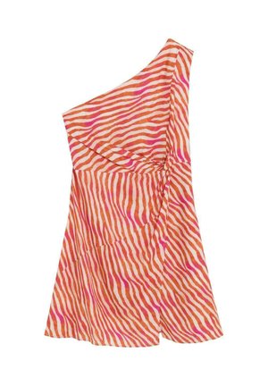 Vestido sin mangas de un solo hombro con estampado de rayas de cebra en naranja, rosa y blanco y detalle fruncido en la cintura.