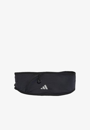Ceinture de running noire ajustable avec poche zippée et logo réfléchissant Adidas au centre avant, conçue pour porter de petits objets pendant l'exercice.