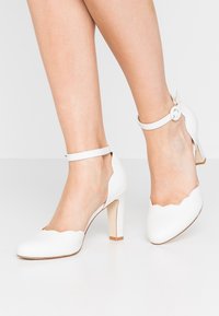 Anna Field Lodičky na vysokém podpatku - white