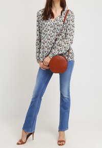 Hilfiger Denim Vaqueros bootcut - blue denim