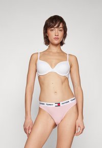 Tommy Hilfiger CLASSIC THONG - String - ballet pink