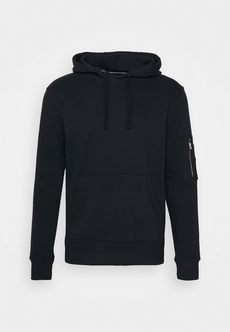 Námořnická modrá mikina s kapucí vyrobená z bavlny, s přední kapsou ve stylu klokanka, nastavitelnou kapucí se šňůrkou a kapsou na zip na rukávu.