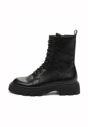Platform ankle boots - black