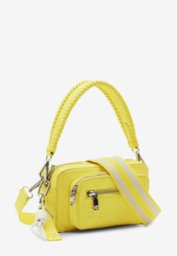 Desigual Skuldertasker - yellow