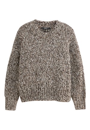 Tyk strikket brun og creme meleret sweater med ribstrikket rund hals, manchetter og kant, lagt fladt på hvid baggrund.