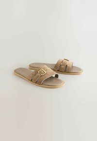 Non sélectionné, taupe neutral suede