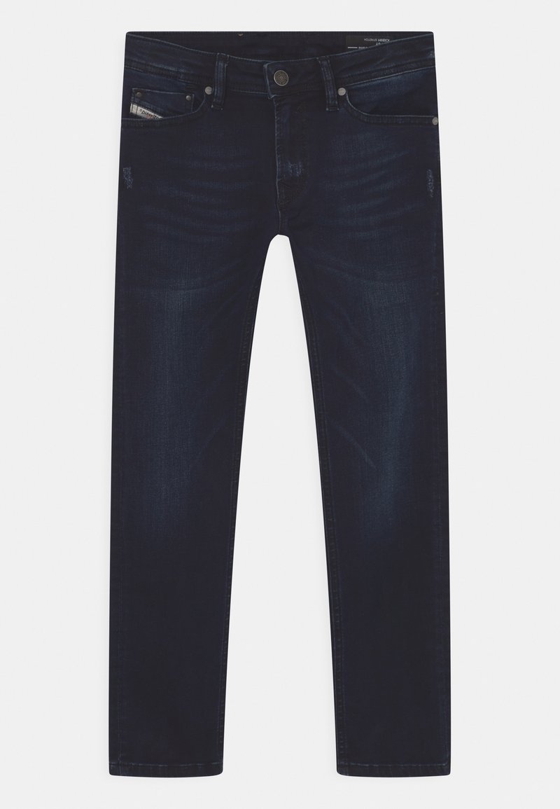 Mörkblå denimjeans med slim fit, med en klassisk femfickdesign, subtila slitningar och lätt slitna detaljer.
