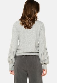 LolaLiza Pulover - lt grey