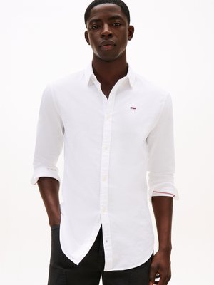 Tommy Jeans SLIM STRETCH OXFORD SHIRT - Camisa - white
