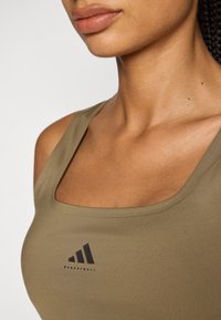 adidas Performance Top - olive strata