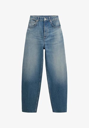Jeans en denim bleu taille haute avec fermeture à bouton et zip, poches avant, et coupe fuselée au niveau des jambes.
