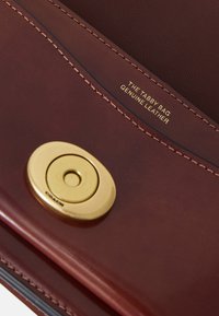 COACH SPAZZOLATO - Sac à main - dark neutral