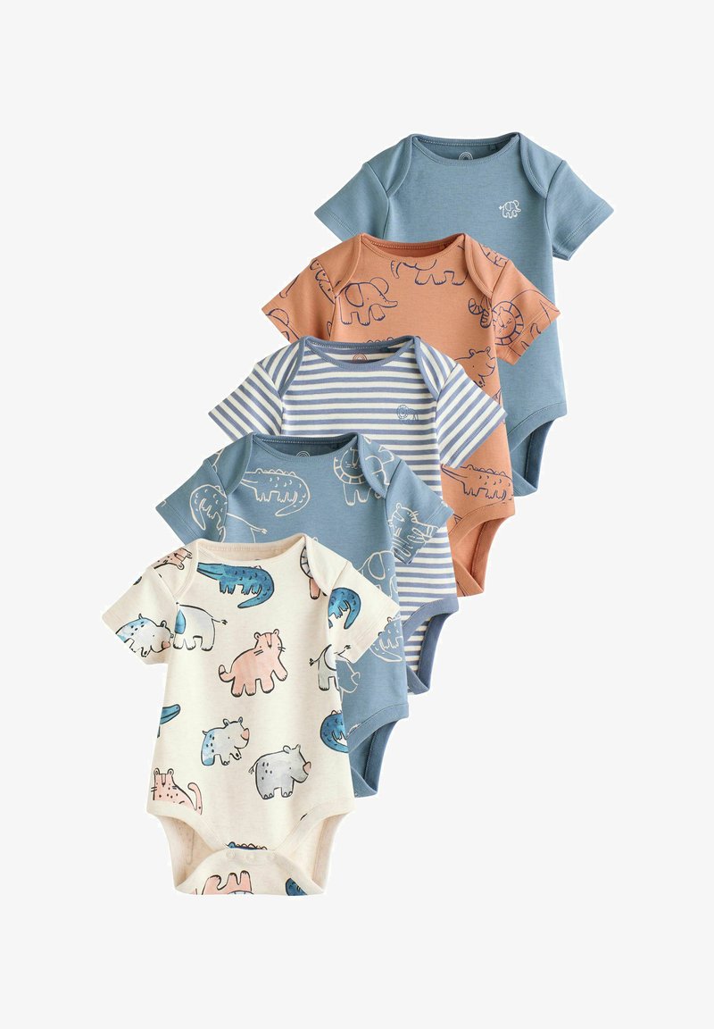 Sæt med fem korte ærmede babybodyer med dyreprint og striber i blå, beige og orange toner, arrangeret i vifteform.