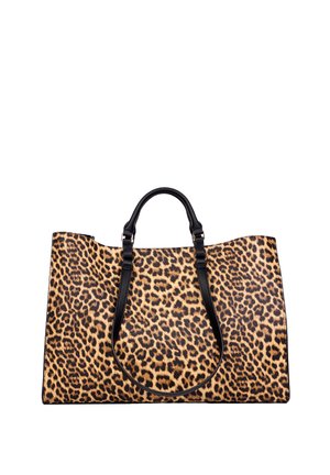 Grande borsa tote con motivo maculato e manici in pelle nera, esposta su sfondo bianco.