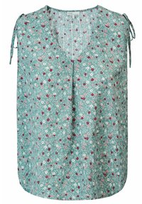 Blusa floral en azul verdoso, con flores rosas y blancas. El diseño incluye un escote en V y detalles de lazo en los hombros. Textura de tela suave.