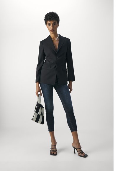 rag & bone CATE MID RISE - Testhezálló fazon - blue