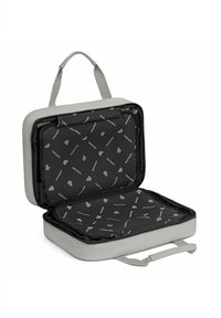 Borsa rettangolare grigia con un esterno liscio e un interno in tessuto. Chiusura con doppia cerniera. Fodera in materiale nero con un motivo a logo ripetuto.