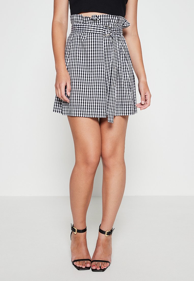 Falda plisada