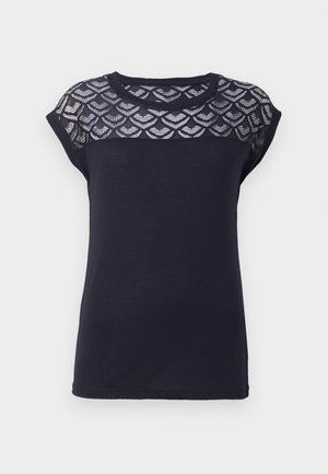 Marineblauw T-shirt met korte mouwen van katoen, voorzien van een textuur met een kantinzetstuk met een golvend ontwerp over de schouders.