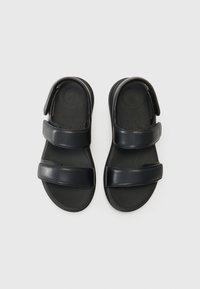 FitFlop Platåsandaler - all black