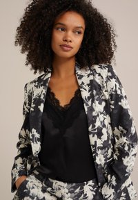 WE Fashion Blejzr - black