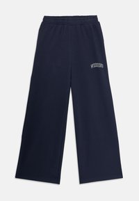 Temno modri široki trenirki z elastičnim pasom in belim besedilom "WEEKEND" natisnjenim na zgornji levi stegn.