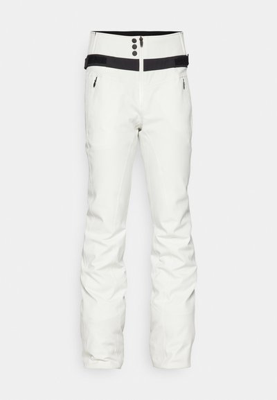 Witte skibroek met hoge taille, zwarte accentband, ritssluiting aan de voorkant, drie zwarte knopen en zijzakken. Soepele textuur.