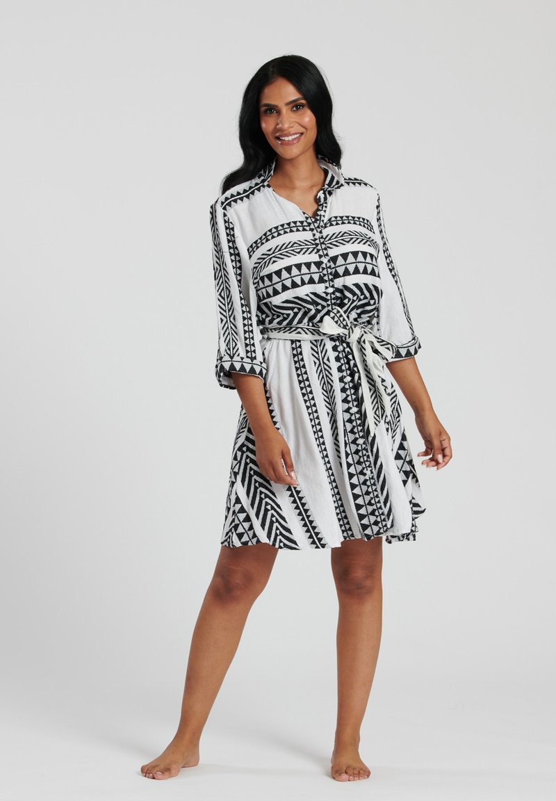 South Beach JACQUARD TIE WAIST SHORT SLEEVE - Day dress - black - Zalando