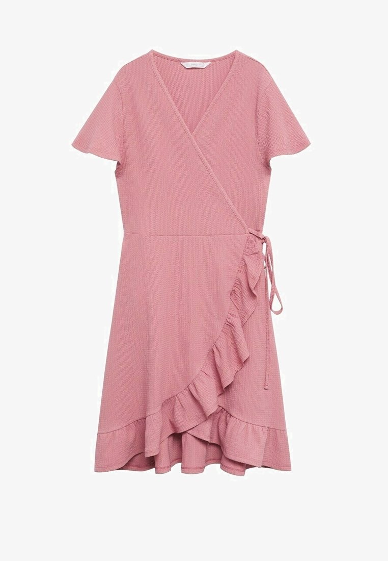 Robe portefeuille rose à manches courtes, col en V, ourlet volanté et détail noué sur le côté, en tissu texturé.