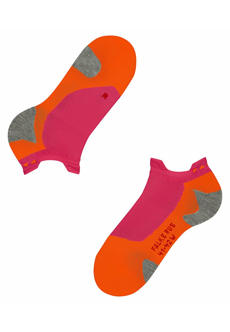 Calzini alla caviglia rosa e arancioni con accenti grigi. Presentano una suola imbottita e un materiale traspirante, progettati per comfort e prestazioni.