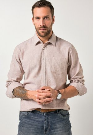 LONG SLEEVE KENT COLLAR MODERN FIT - Vapaa-ajan kauluspaita - tobacco brown