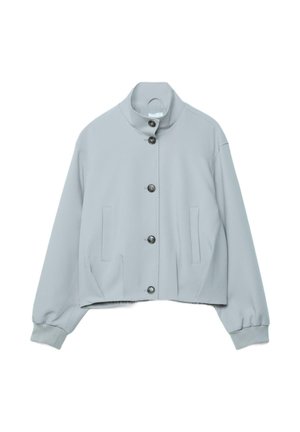 Giacca corta grigio chiaro con colletto alto, cinque bottoni frontali, due tasche laterali e polsini elasticizzati sulle maniche lunghe.