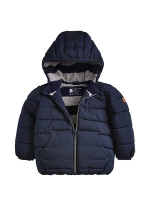 Marineblå puffjakke med hætte, lynlås foran, to forlommer og stribet fleeceforing. Med kviltet design og en logo-patch i stof.