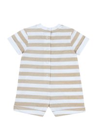 Stribet kortærmet jumpsuit i beige og hvid, med en rund halsudsmykning og knaplukning bagpå. Blødt bomulds materiale.