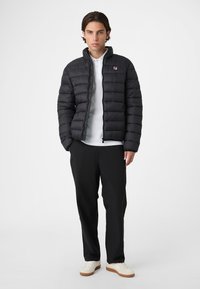 Fila MILANO REGULAR THIN PUFFER - Giacca da mezza stagione - black
