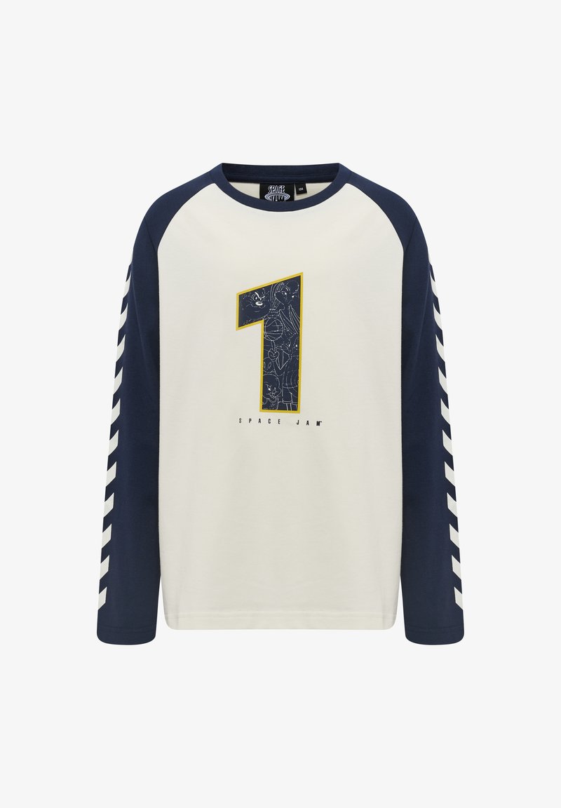 Langærmet t-shirt med hvid krop, marineblå ærmer med chevronmønster og et stort tal "1" grafik med animerede detaljer.