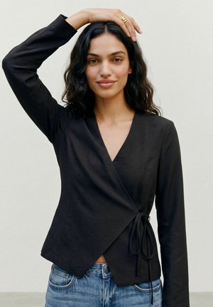 Vero Moda, GILETS VMLANA TAILORED WAISTCOAT - Blouse - black