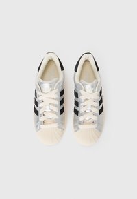 adidas Originals SUPERSTAR II - Sneakers basse - silver-coloured/off  white/gum/argentato - Zalando.it