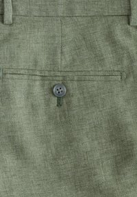 Thumbnail Image 3
