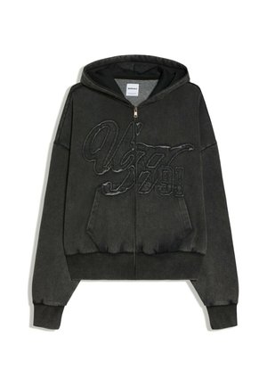 Dunkelgrauer Kapuzenpullover mit Reißverschluss, vorderen Taschen, Kapuze, gerippten Bündchen und Saum sowie erhabener, strukturierter Grafik mit der Aufschrift ""U 79 91"" auf der Brust.