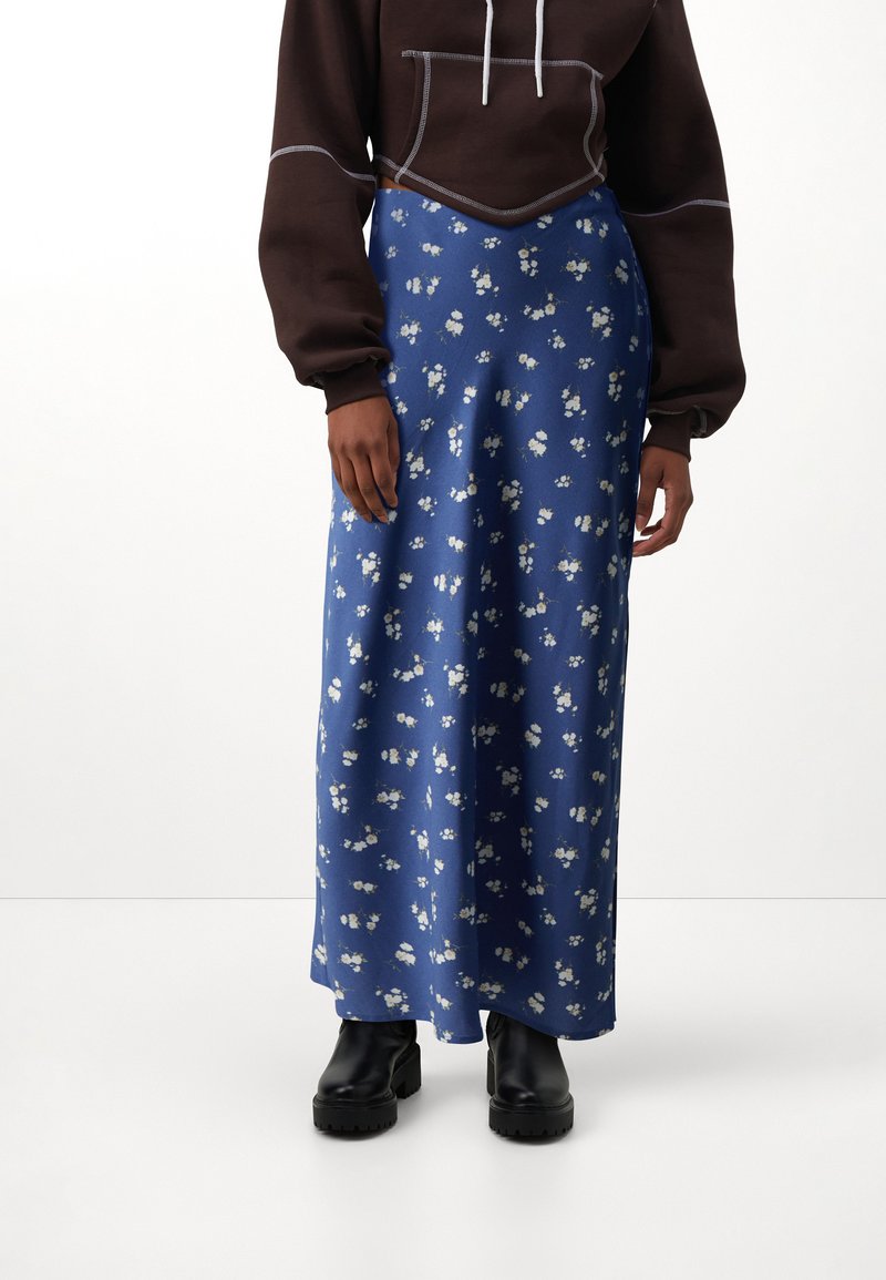 Hollycrest Blue Print Skirt