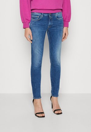 Vaqueros pitillo - blue denim