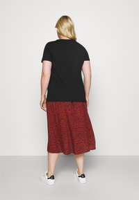 ONLY Carmakoma A-linjainen hame - brown