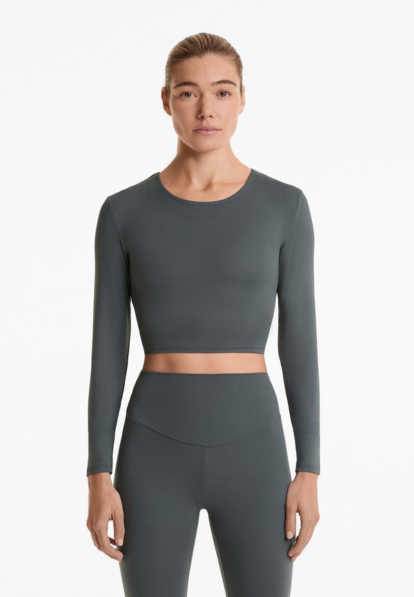 COMFORTLUX LONG-SLEEVED WITH OPEN BACK - Langarmshirt