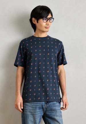 MICRO PRINTED REGULAR FIT  - T-Shirt print - cosmic sky ditsy