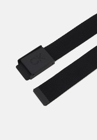 MONOGRAM BUCKLE BELT - Cinturón - black