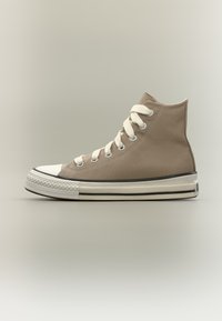 Επιλέχθηκε, vintage cargo/vintage white/red